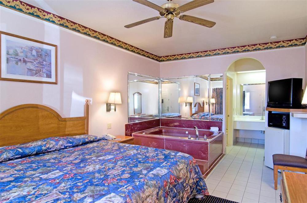 Americas Best Value Inn Downtown Houston Zimmer foto